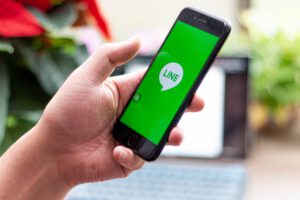 LINE公式アカウントで集客する方法｜リピーター獲得の仕組みを飲食・士業・サービス業向けに解説